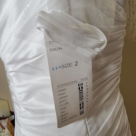 Cosmobella Sweetheart Pleated Strapless Wedding Dress White Size 2 - Picture 9 of 15